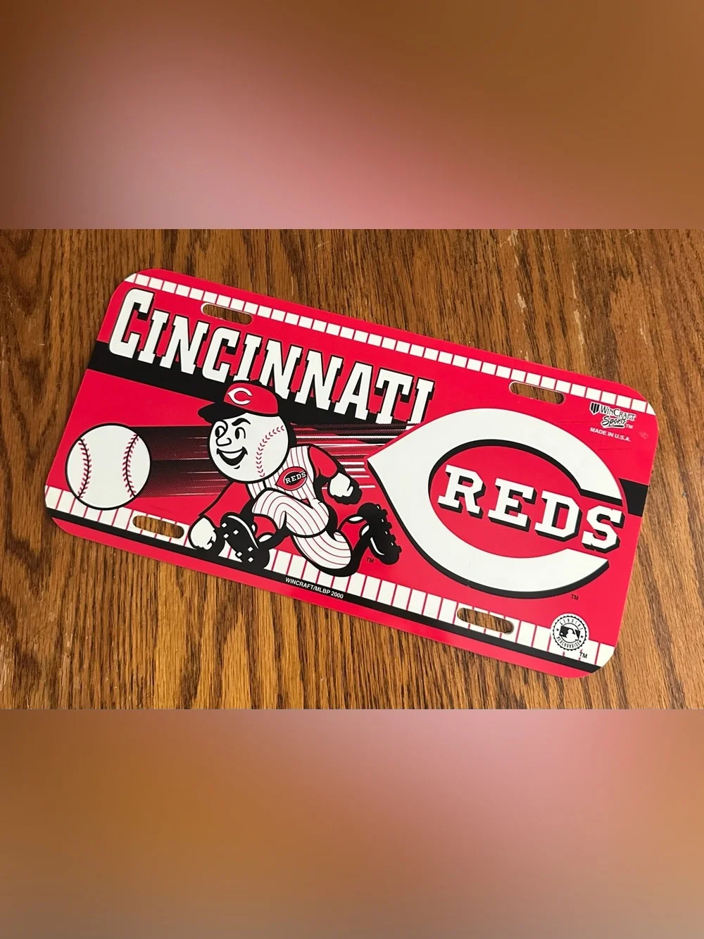 Official VTG MLB booster Cincinnati Reds License Plate